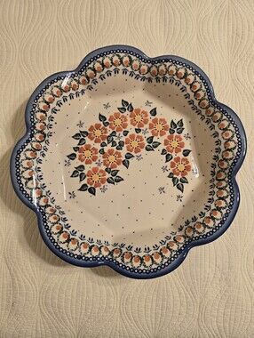 NWOT Polish Pottery Scalloped Serving Bowl Floral Pattern